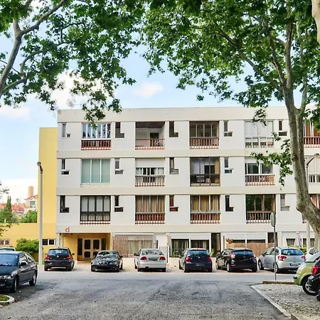 Sea La Vie Petit Appartement Carcavelos (Lisbon)